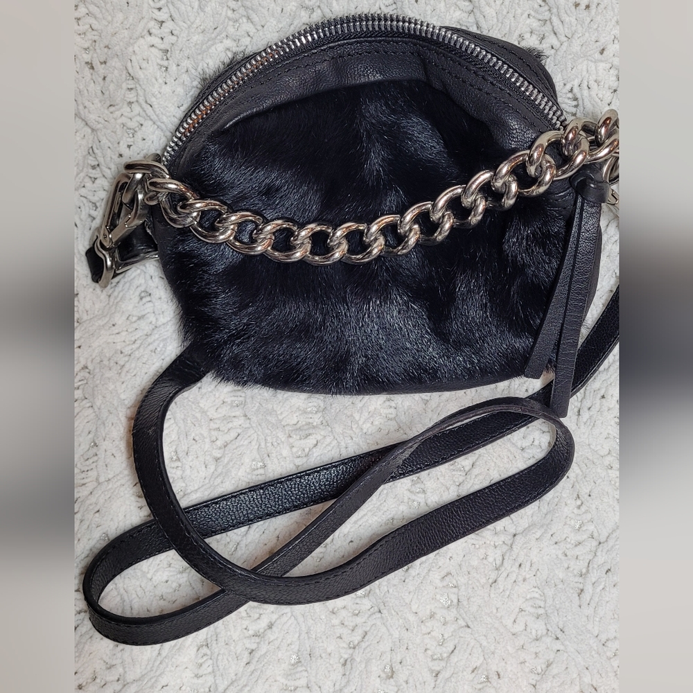 AGL SMALL CROSSBODY BLACK LEATHER AND FUR BAG